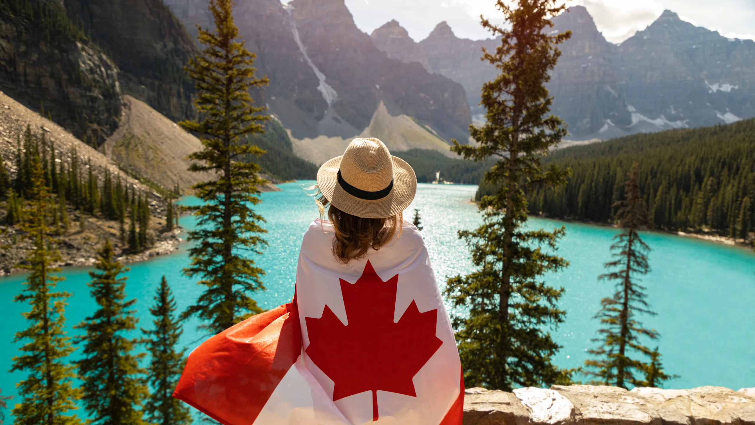 La Montée des Arnaques aux Visas Canadiens